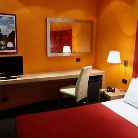 Western Piemontese Отель