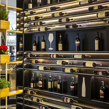 Western Piemontese Отель